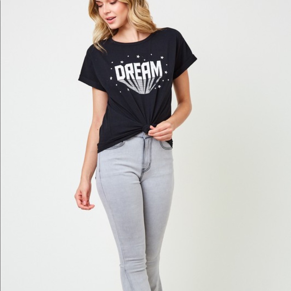 ⭐️ NEW ARRIVAL⭐️ Dream Graphic S/S Black Tee